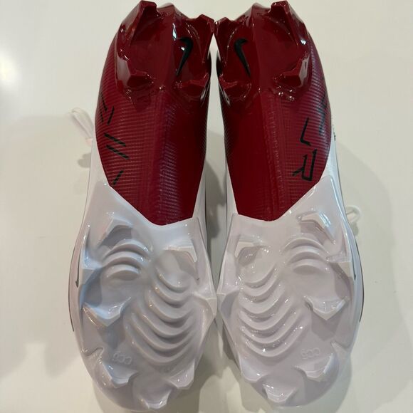 Athletic_Shoes